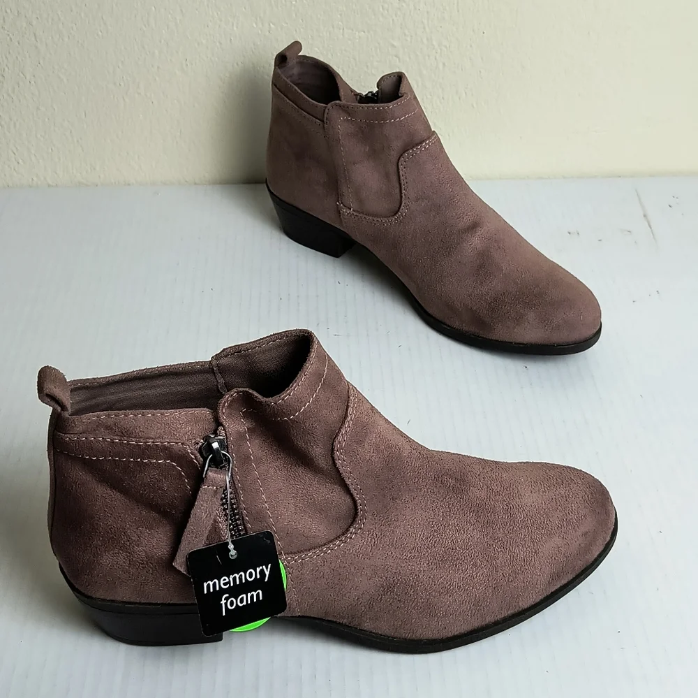 Az Garrity 9.5M Mauve Ankle Booties Side Zip Pull-on - Picture 3 of 11
